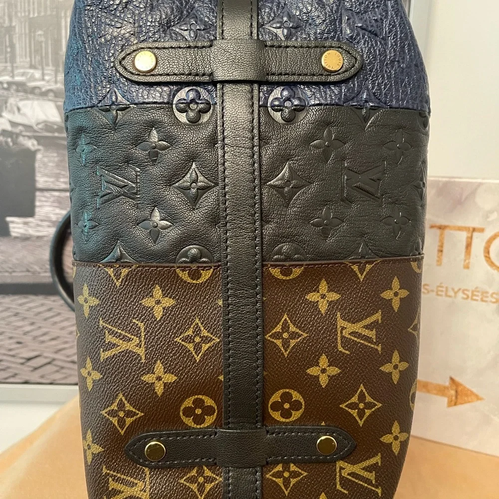 Louis Vuitton Limited Edition Marine Blocks Tote Like New - Picture 12 of 17